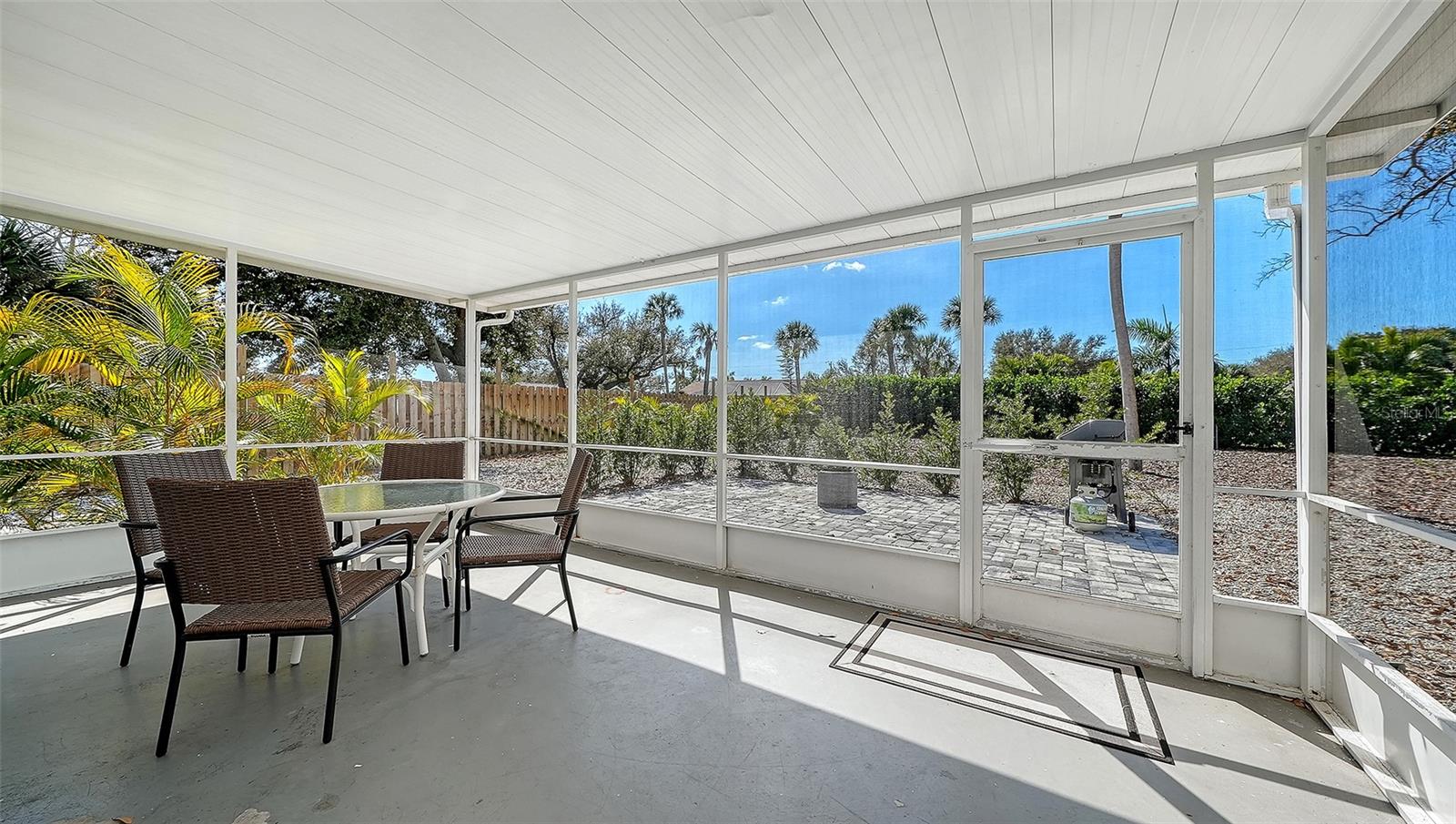 Image 36 of 45 For 447 Shore Drive