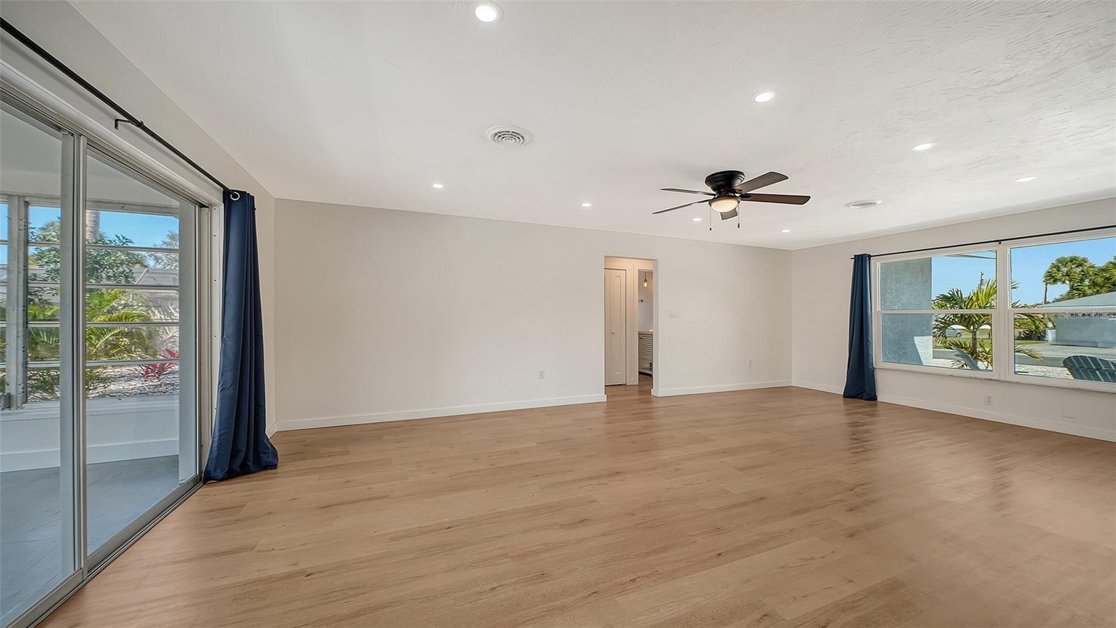 Image 6 of 45 For 447 Shore Drive