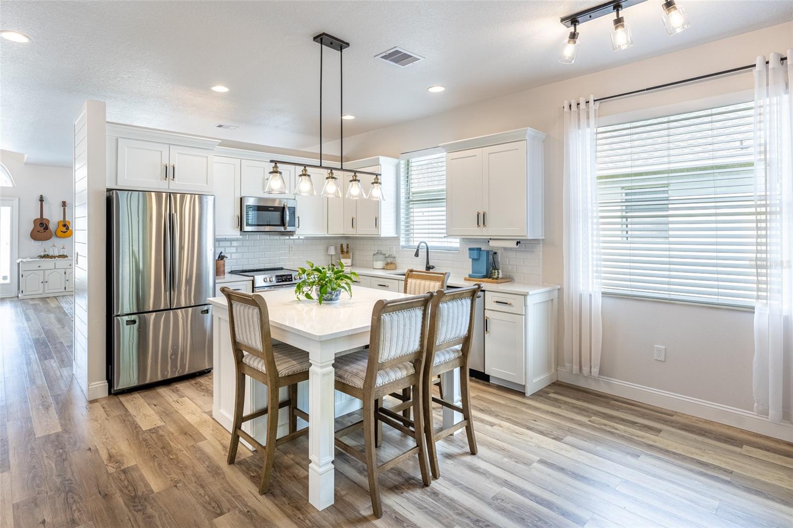 Image 10 of 50 For 4136 Little Gap Loop