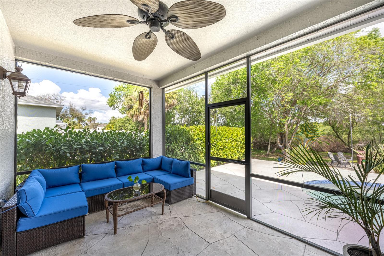 Image 29 of 50 For 4136 Little Gap Loop