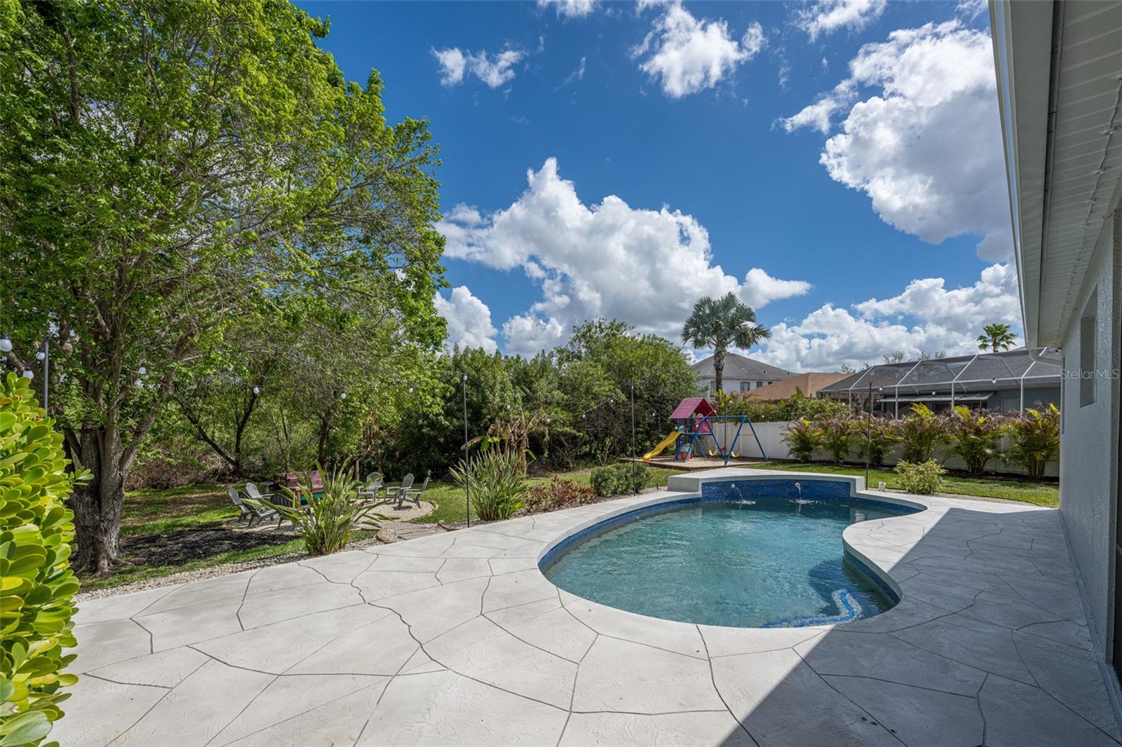 Image 31 of 50 For 4136 Little Gap Loop