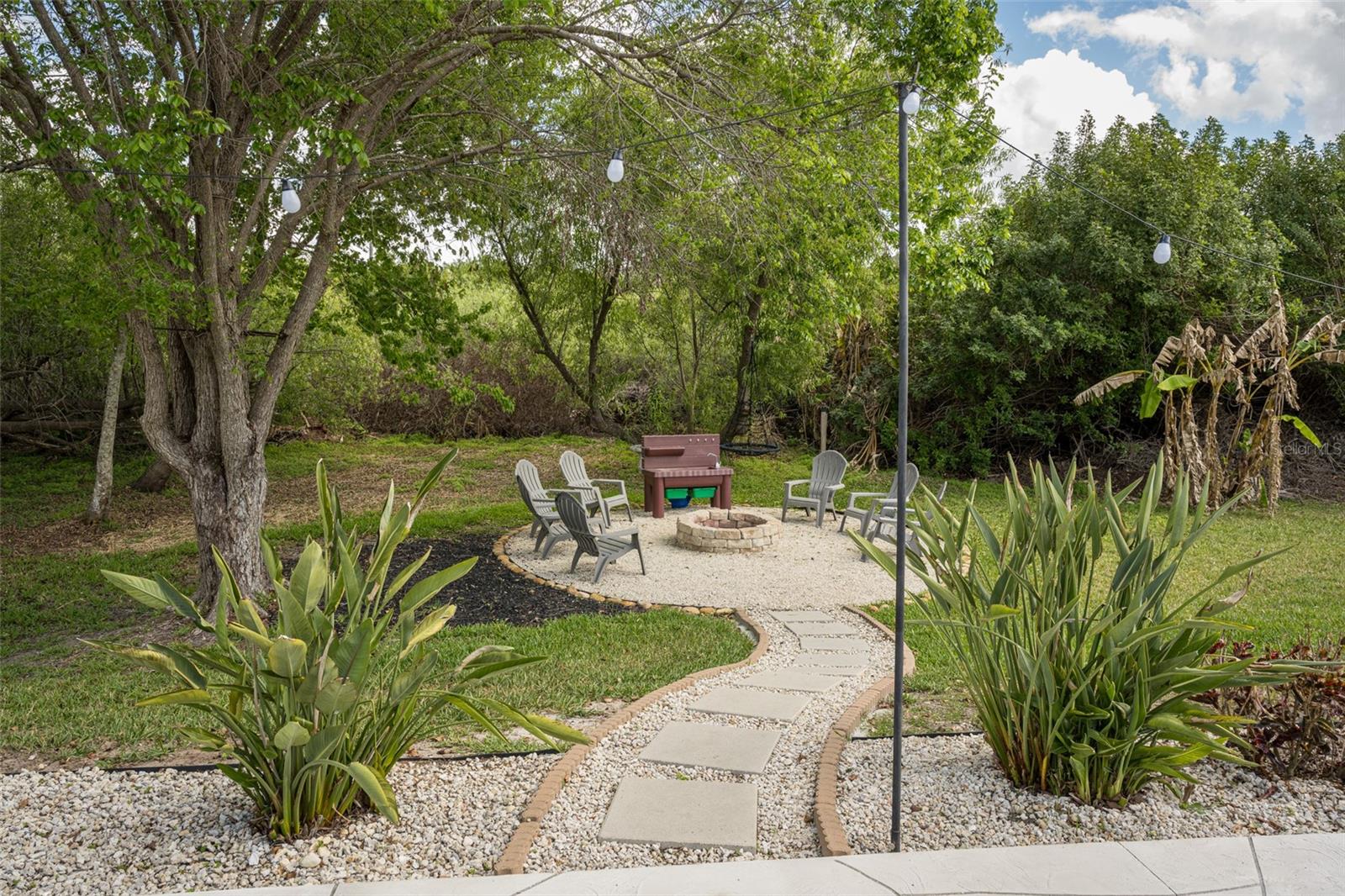 Image 33 of 50 For 4136 Little Gap Loop