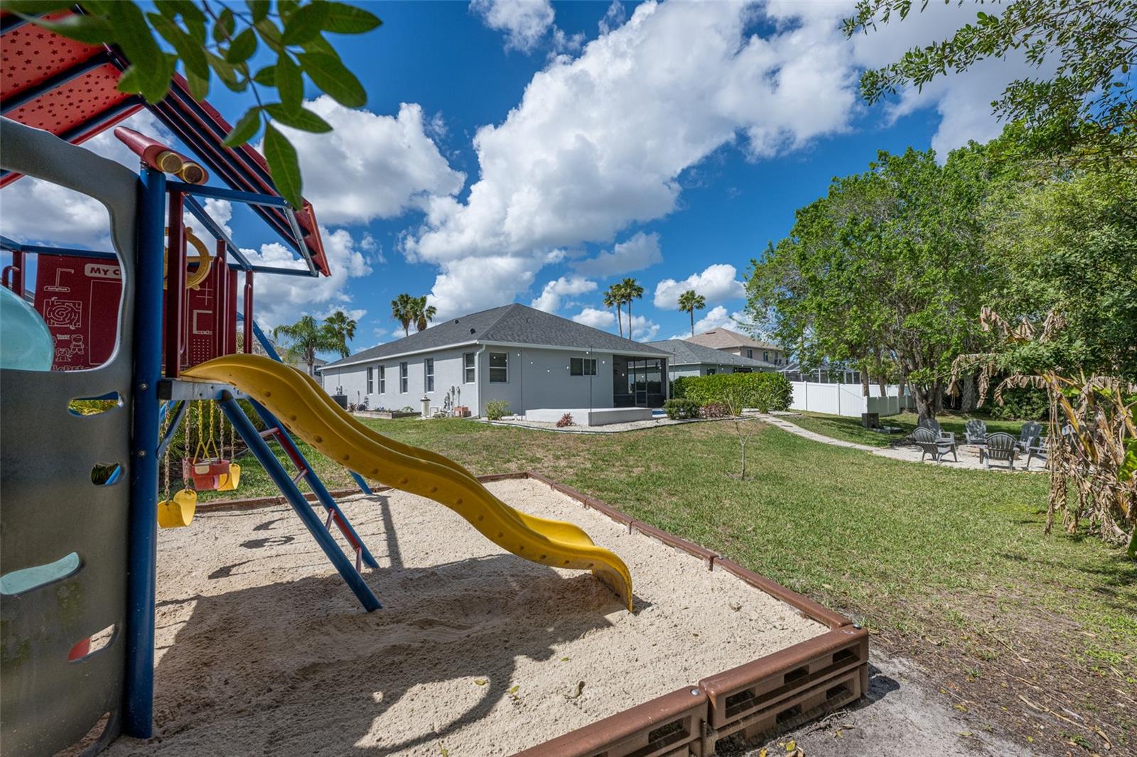 Image 34 of 50 For 4136 Little Gap Loop