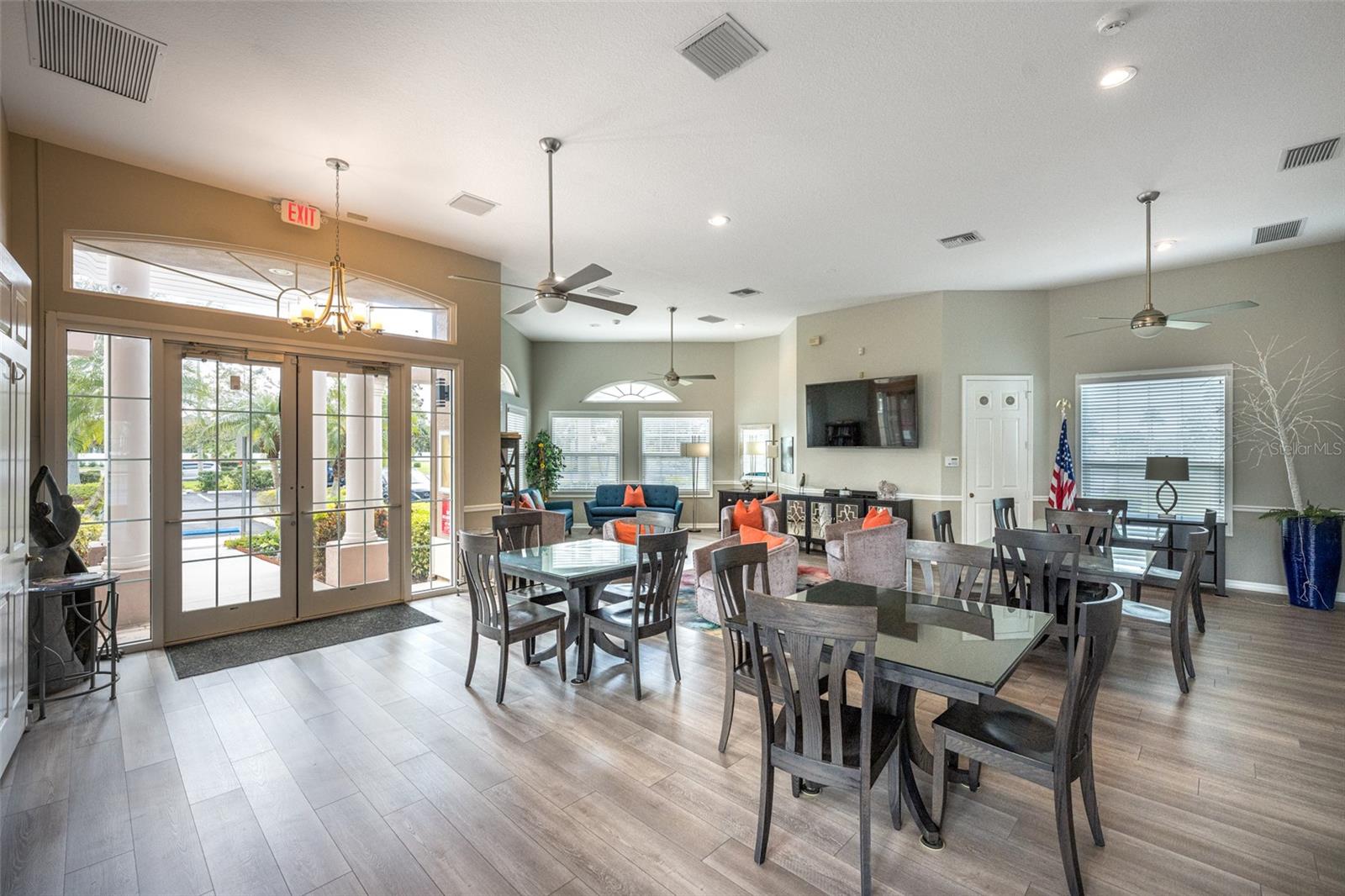 Image 45 of 50 For 4136 Little Gap Loop