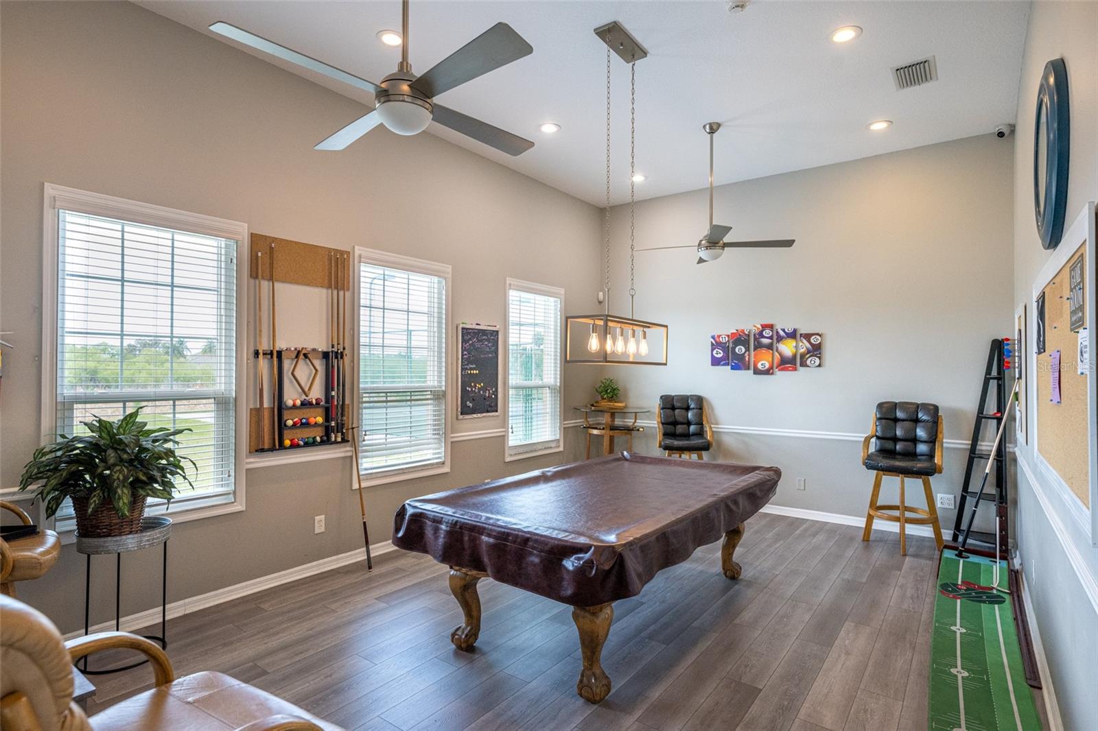 Image 46 of 50 For 4136 Little Gap Loop