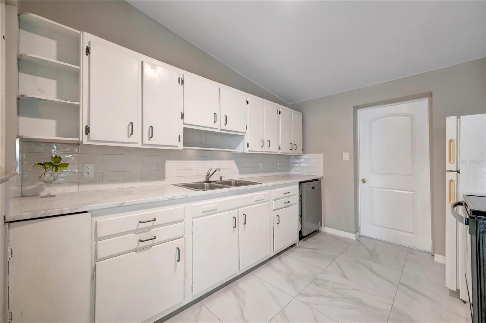 Image 11 of 40 For 6607 Georgia Avenue