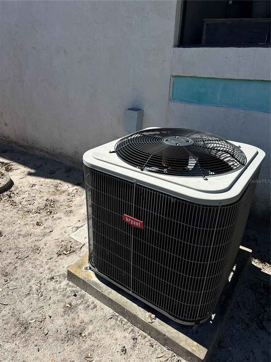 Image 2 of 3 For 311 40th Court W