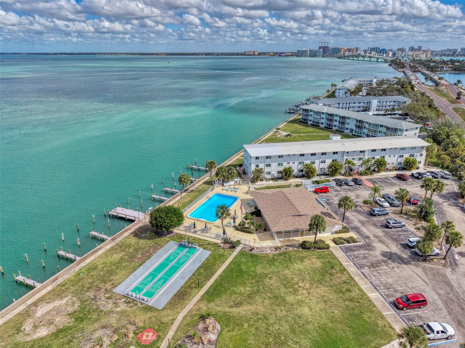 Image 55 of 62 For 763 John Ringling Boulevard 34