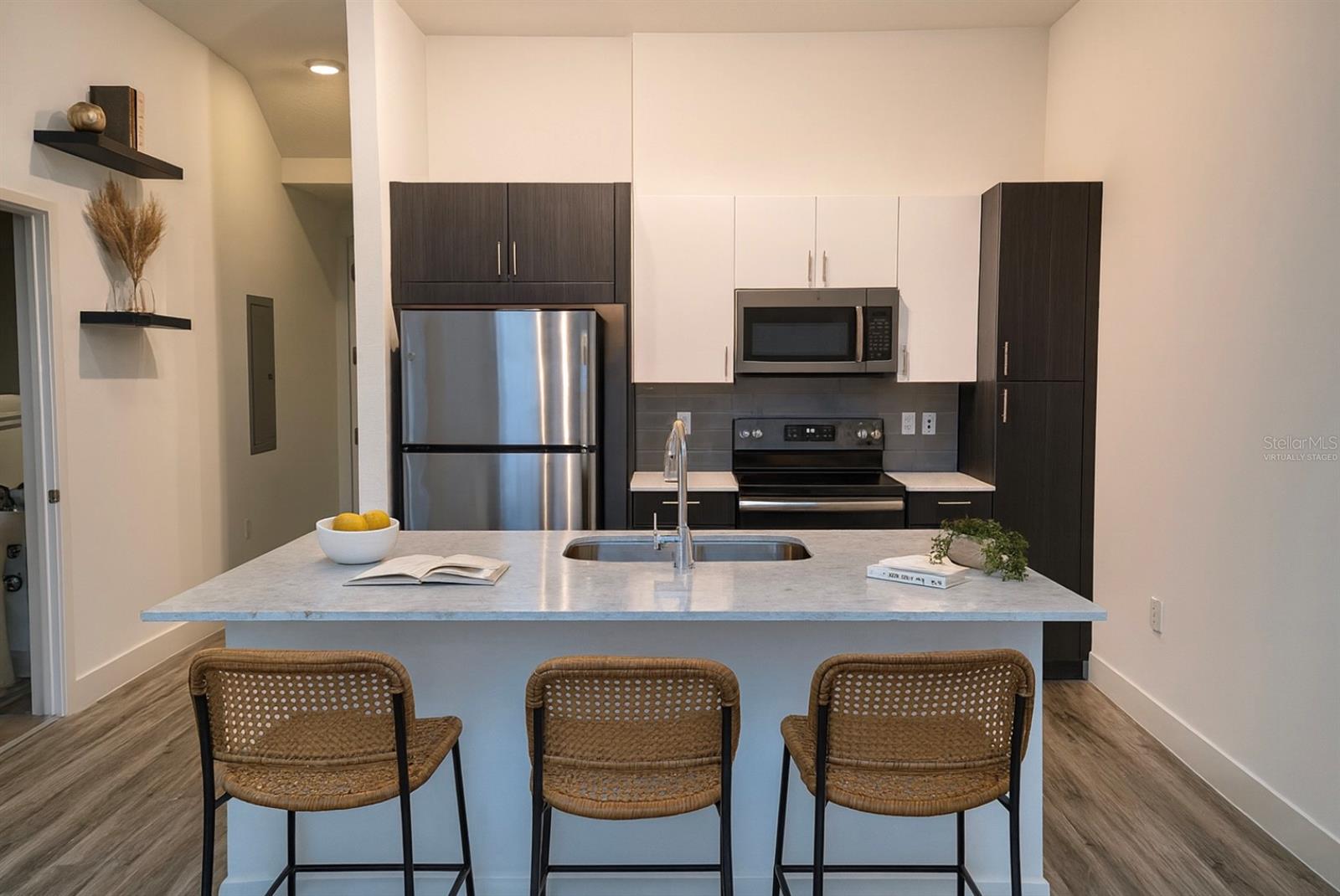 Image 2 of 24 For 1659 2nd Street