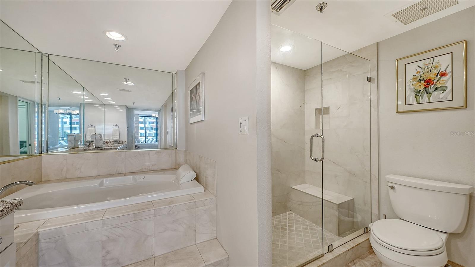 Image 23 of 44 For 1445 Gulf Of Mexico Drive 101