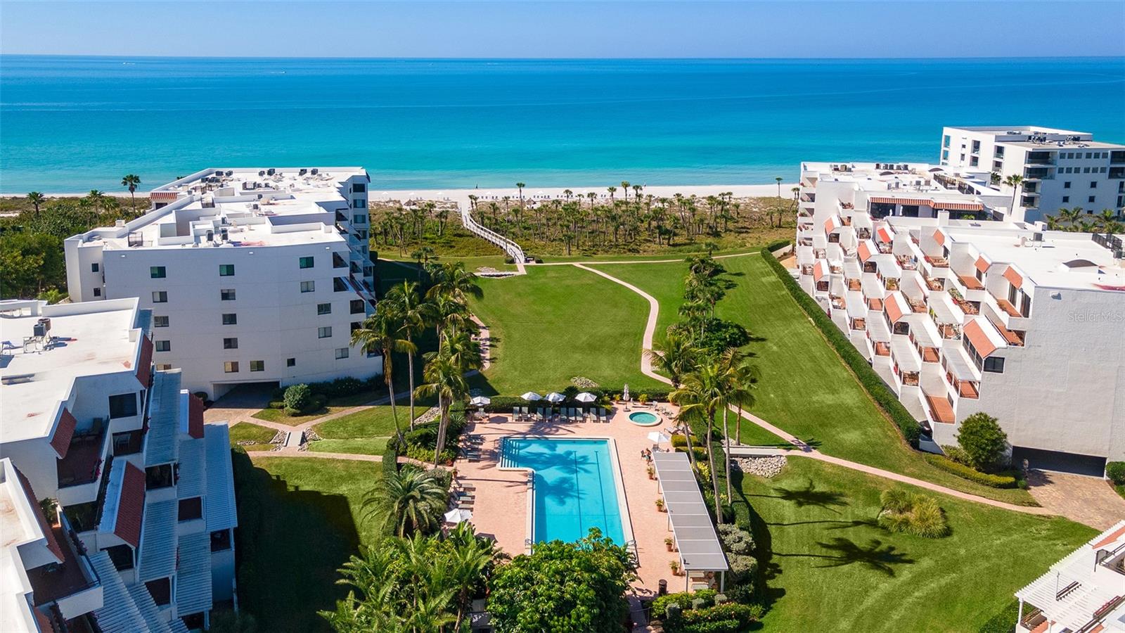 Image 4 of 44 For 1445 Gulf Of Mexico Drive 101