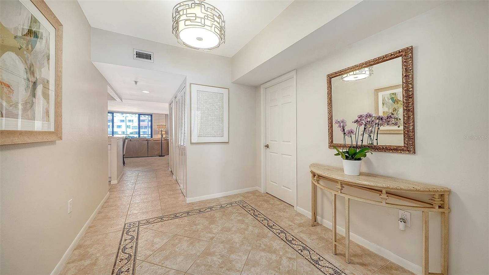 Image 6 of 44 For 1445 Gulf Of Mexico Drive 101