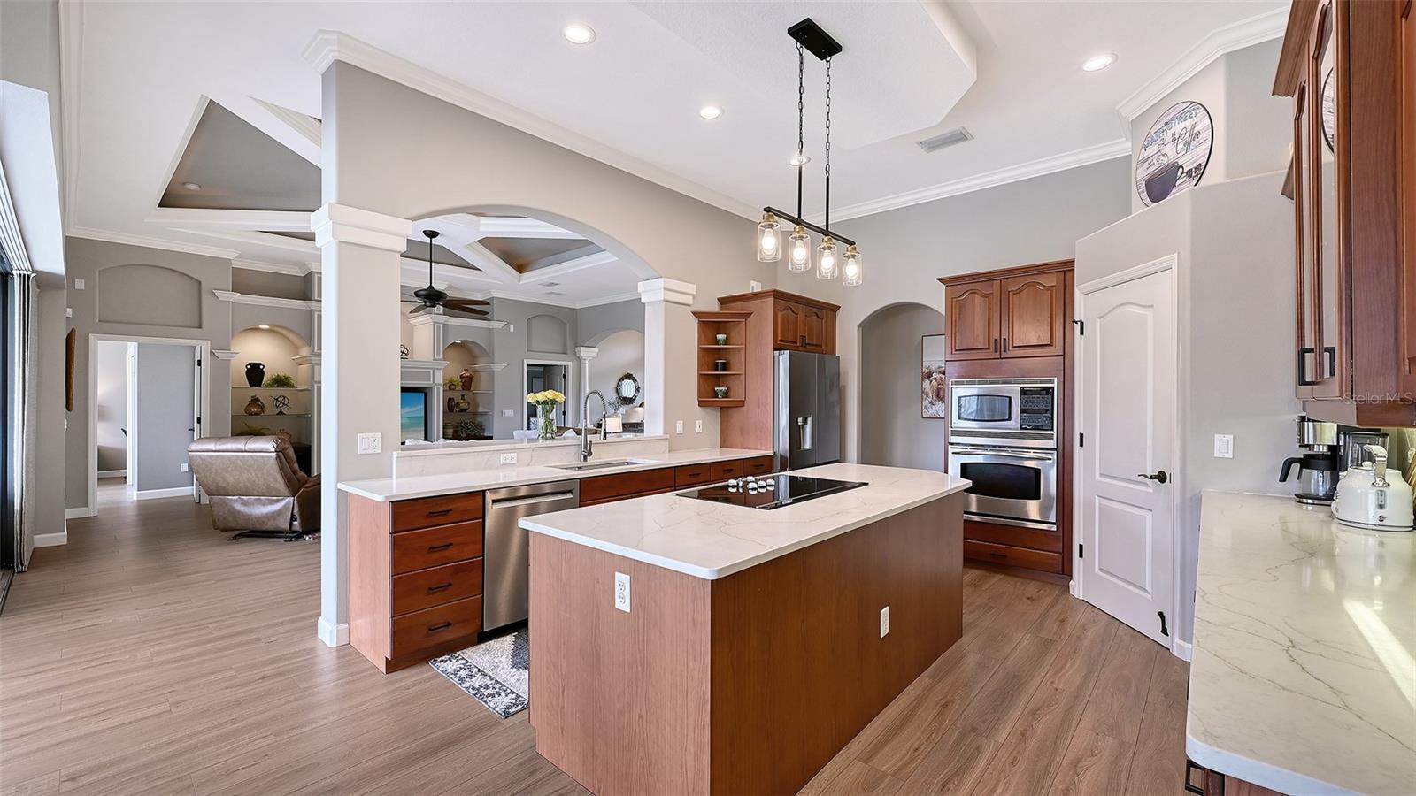 Image 15 of 62 For 16736 4th Avenue Ne