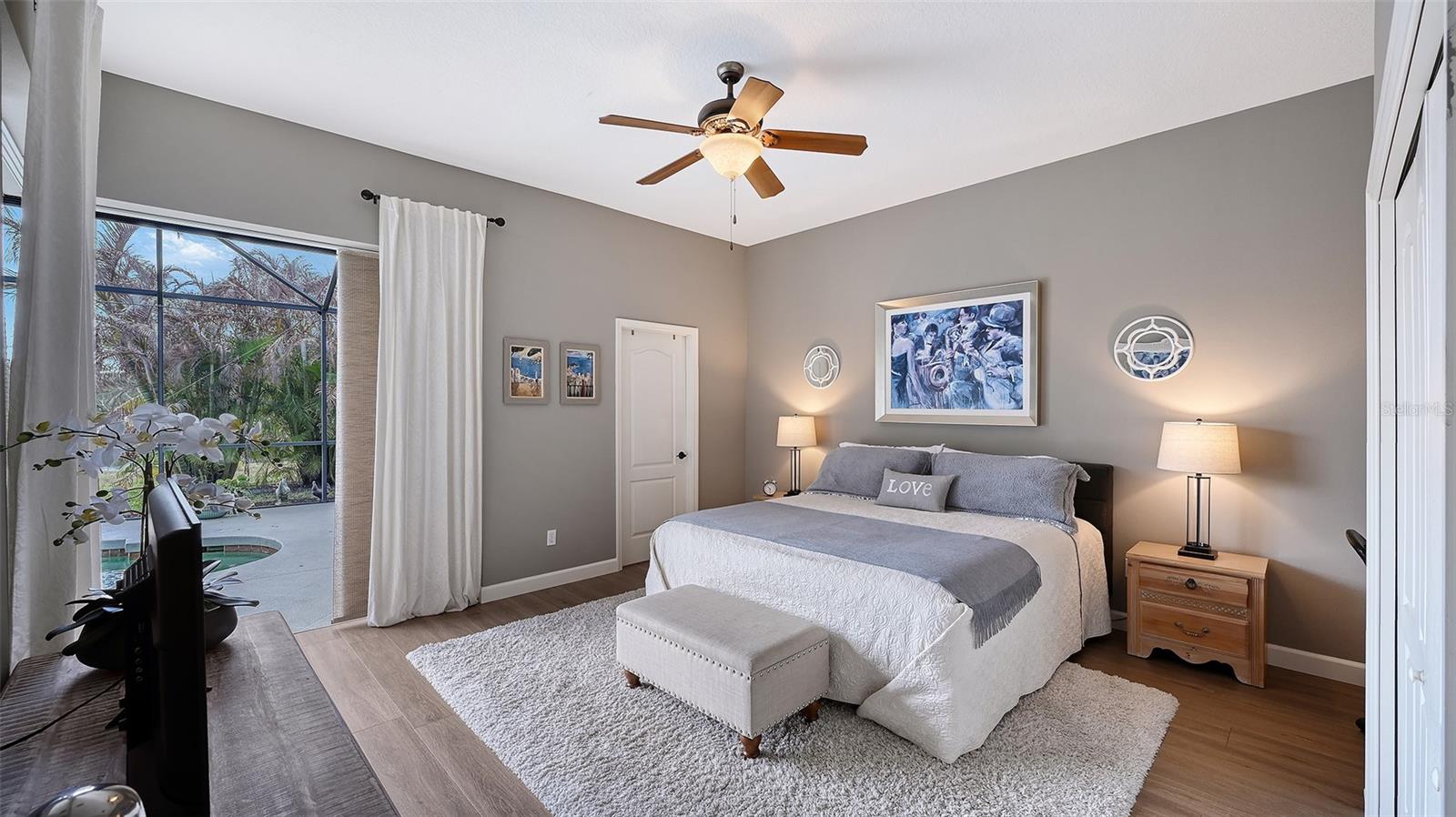 Image 26 of 62 For 16736 4th Avenue Ne