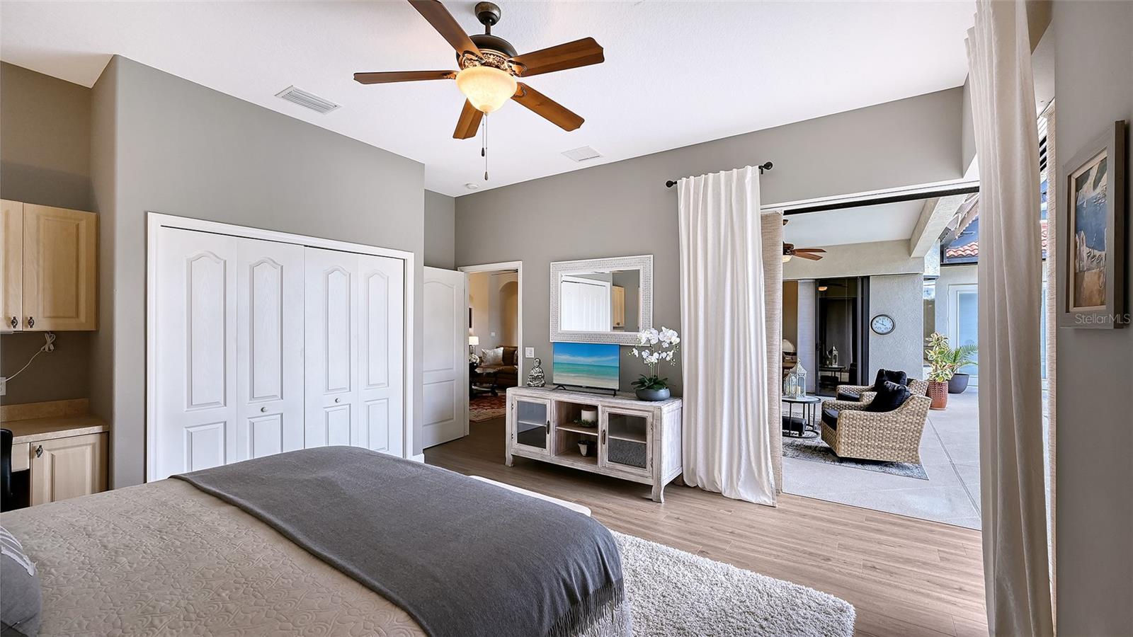 Image 27 of 62 For 16736 4th Avenue Ne