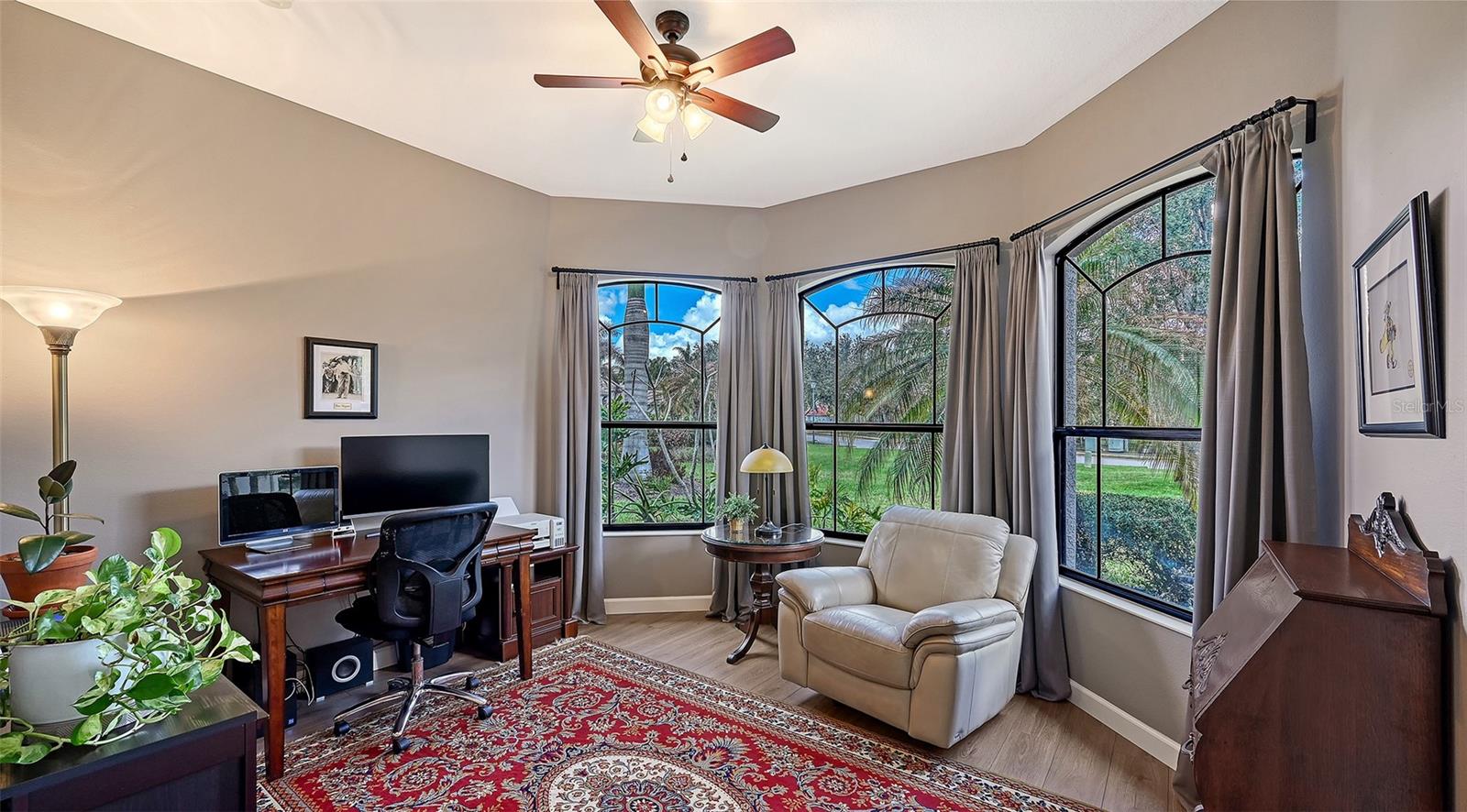 Image 33 of 62 For 16736 4th Avenue Ne