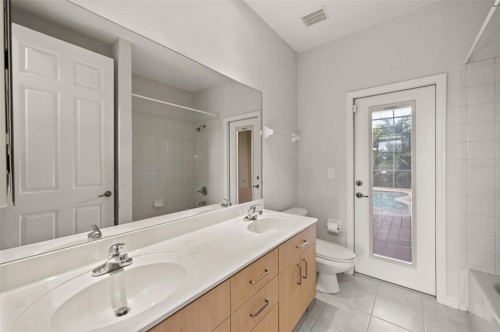 Image 16 of 25 For 2727 45th Place