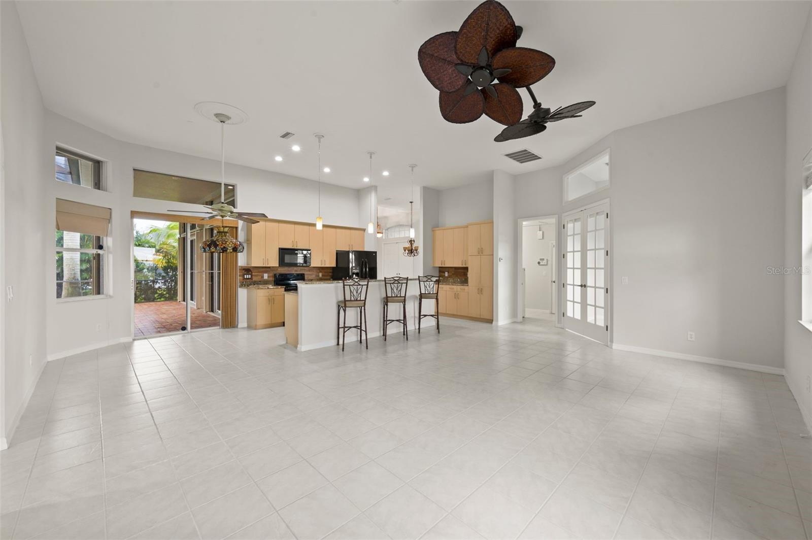 Image 18 of 25 For 2727 45th Place