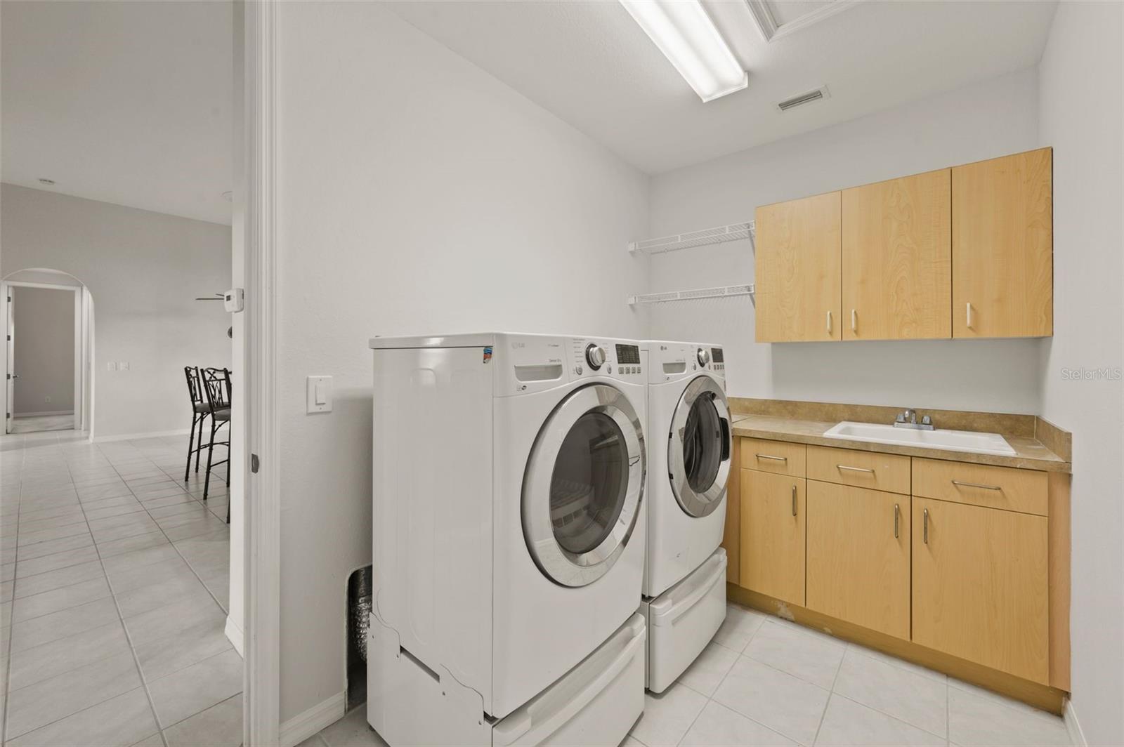 Image 21 of 25 For 2727 45th Place