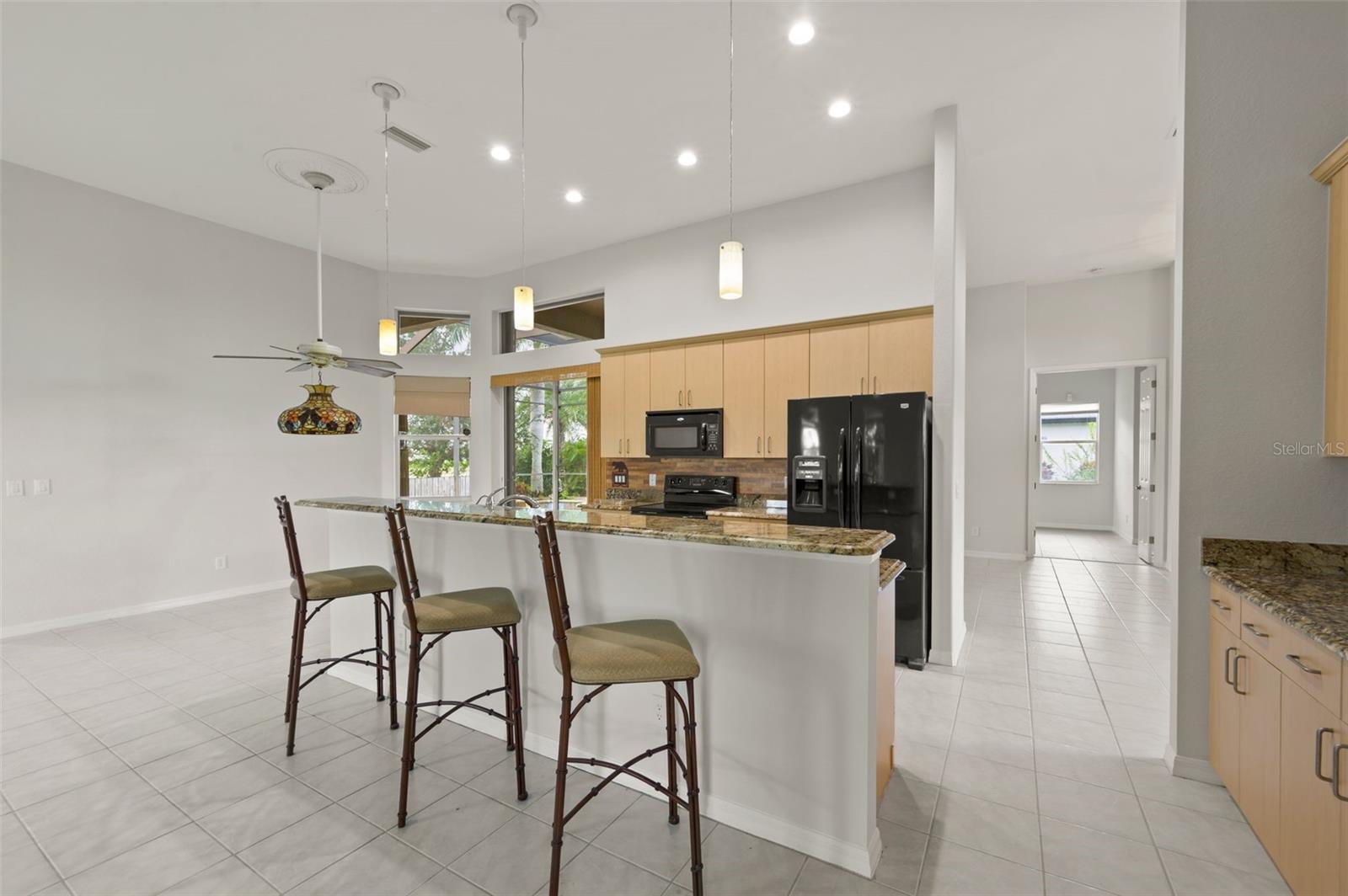 Image 3 of 25 For 2727 45th Place