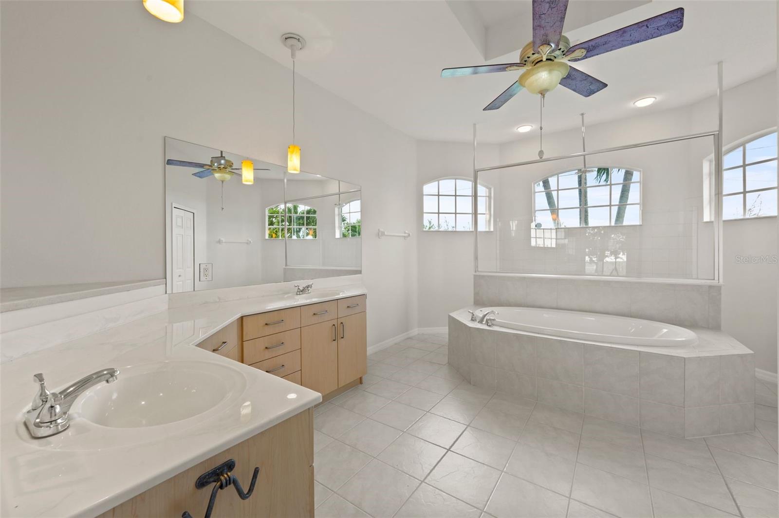 Image 7 of 25 For 2727 45th Place