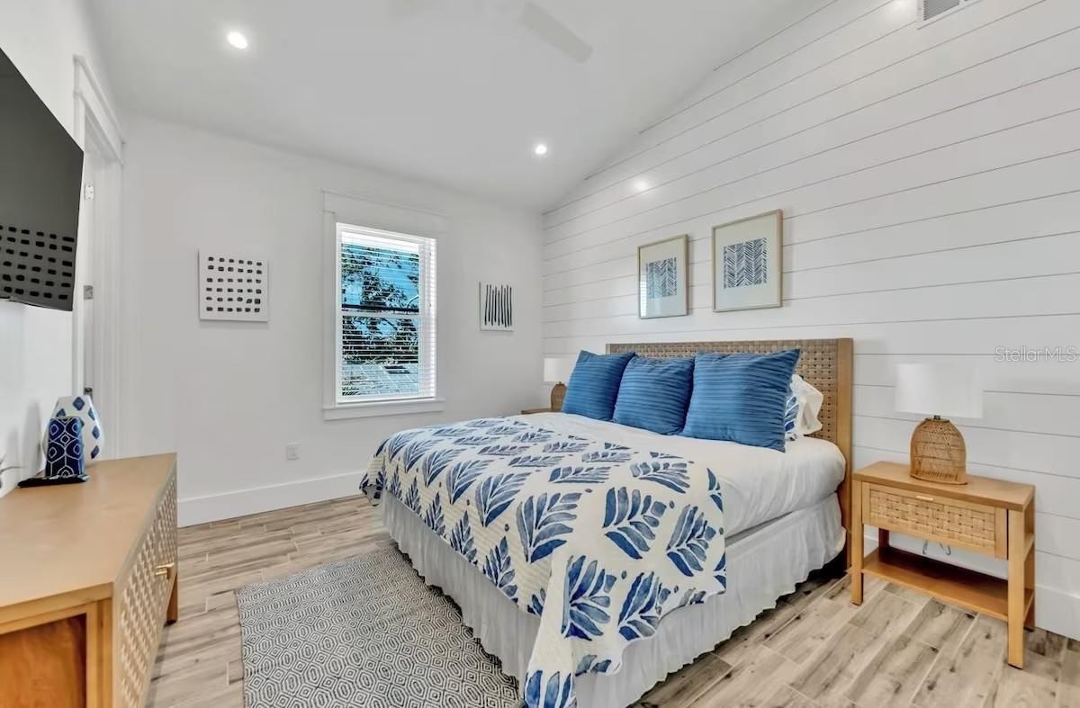 Image 21 of 45 For 2403 Avenue C