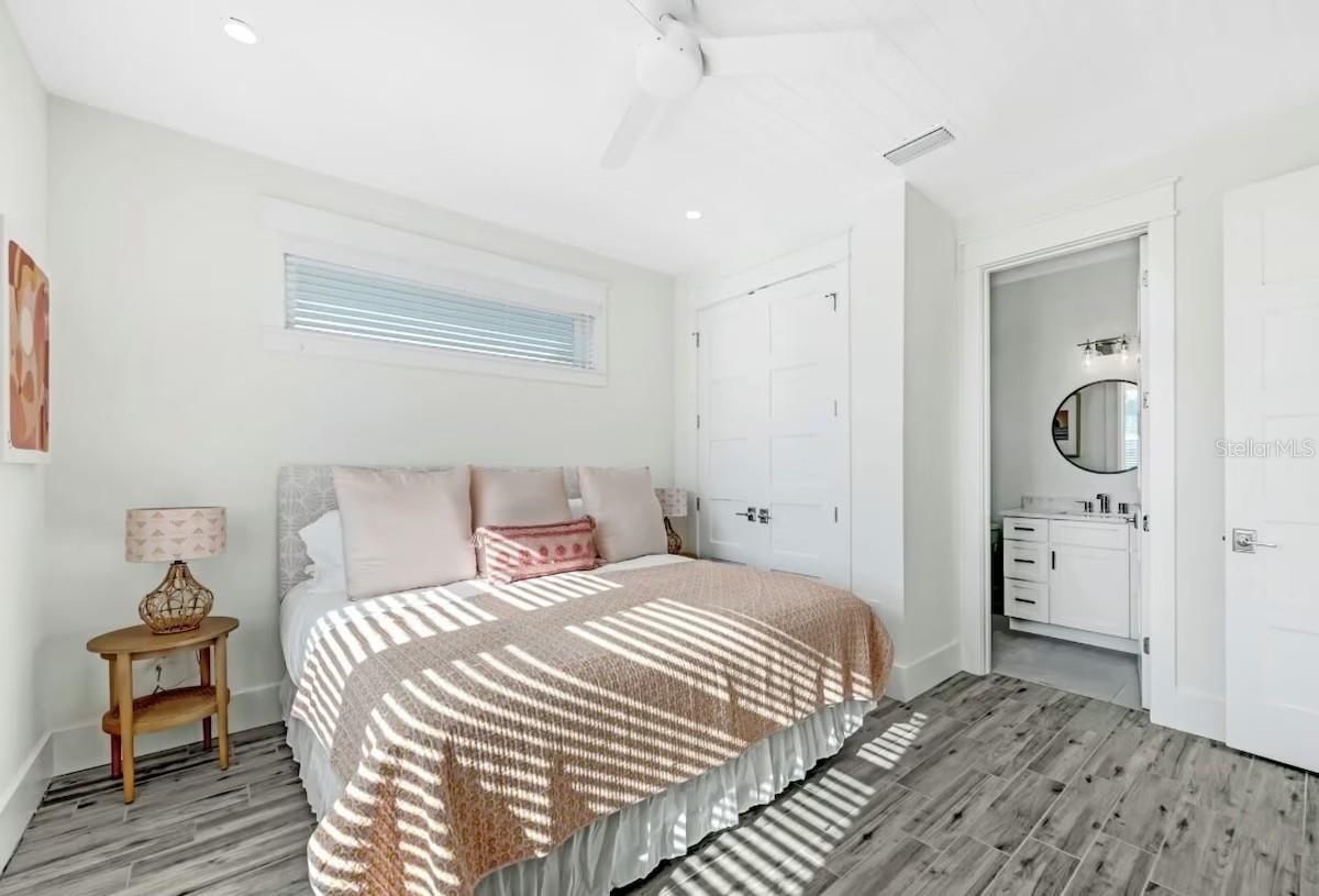 Image 24 of 45 For 2403 Avenue C