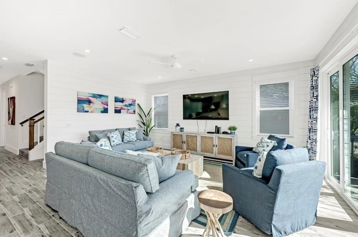 Image 9 of 45 For 2403 Avenue C