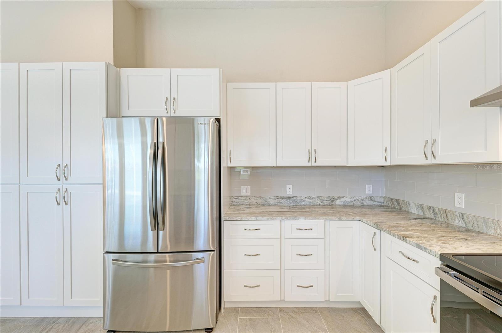 Image 49 of 100 For 1679 Valley Drive