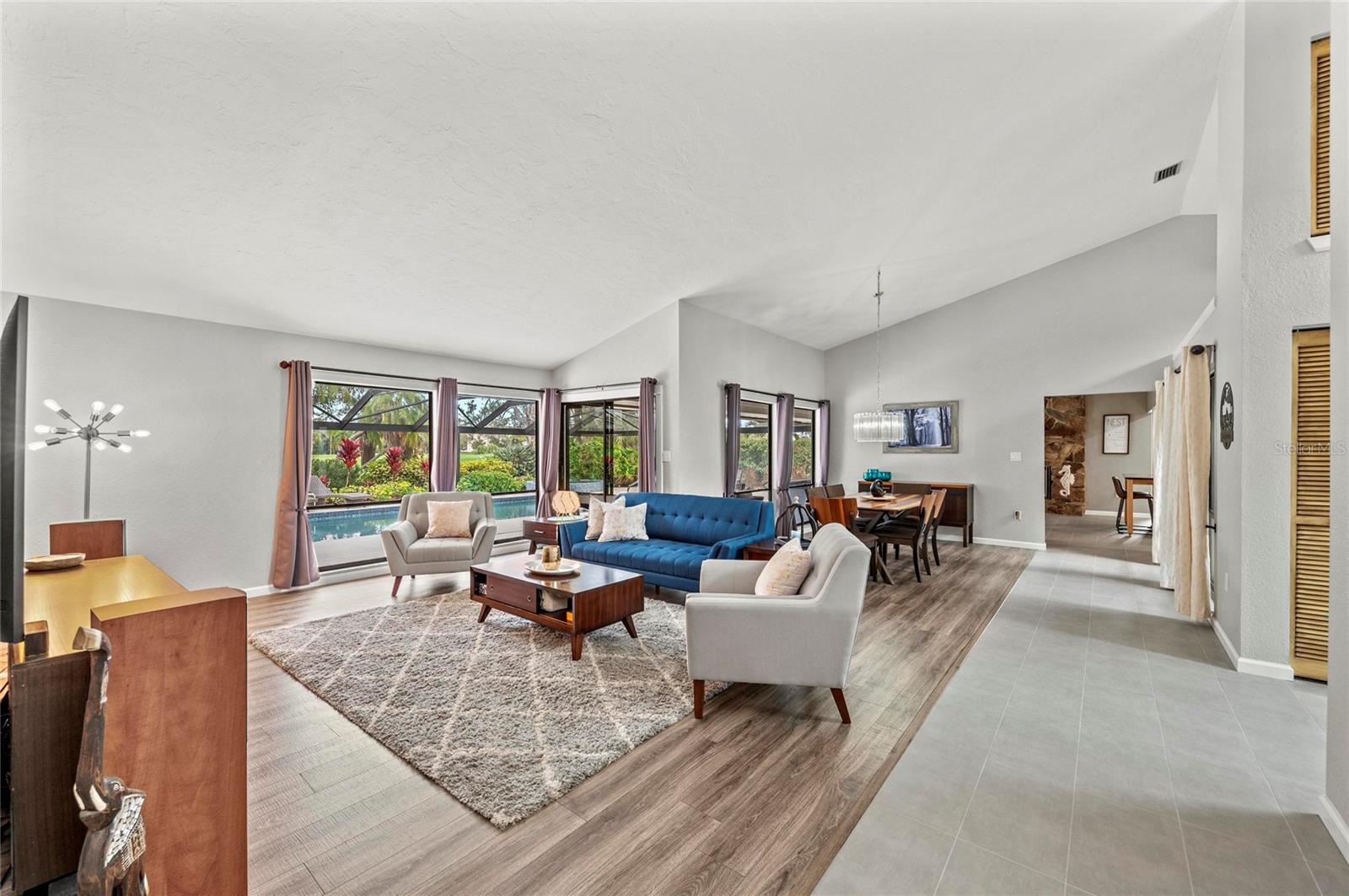 Image 9 of 65 For 6107 45th Street W