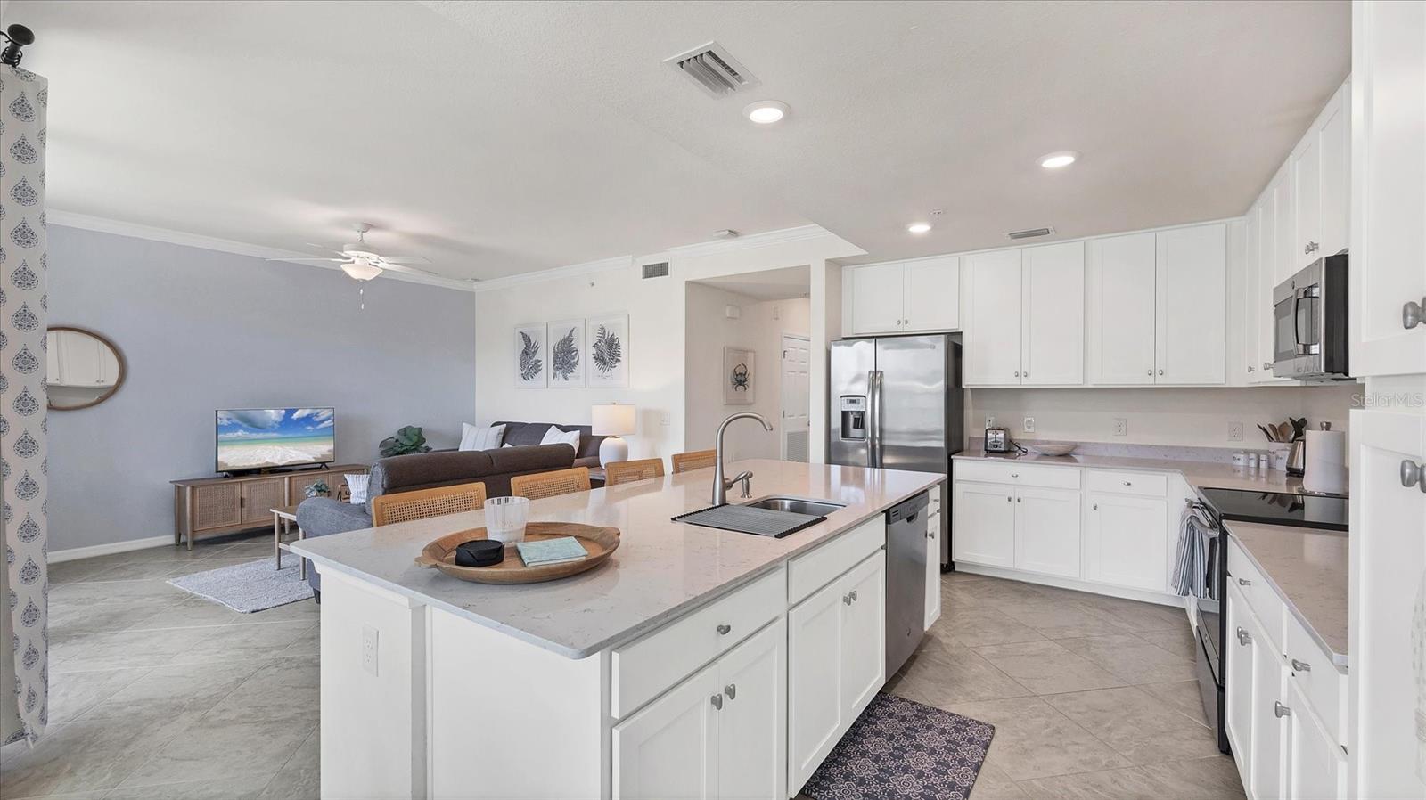 Image 15 of 70 For 17510 Gawthrop Drive 107