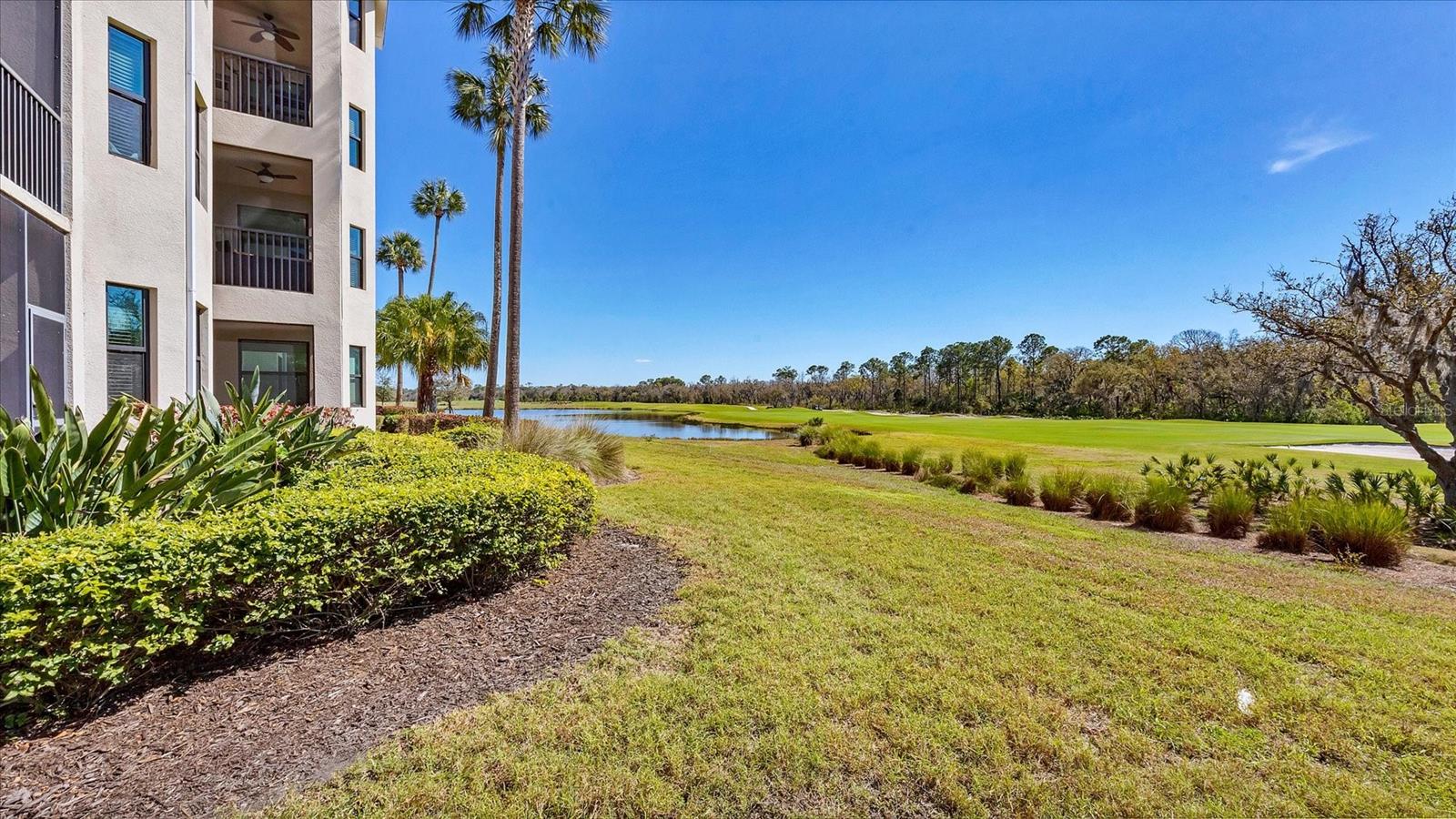 Image 30 of 70 For 17510 Gawthrop Drive 107