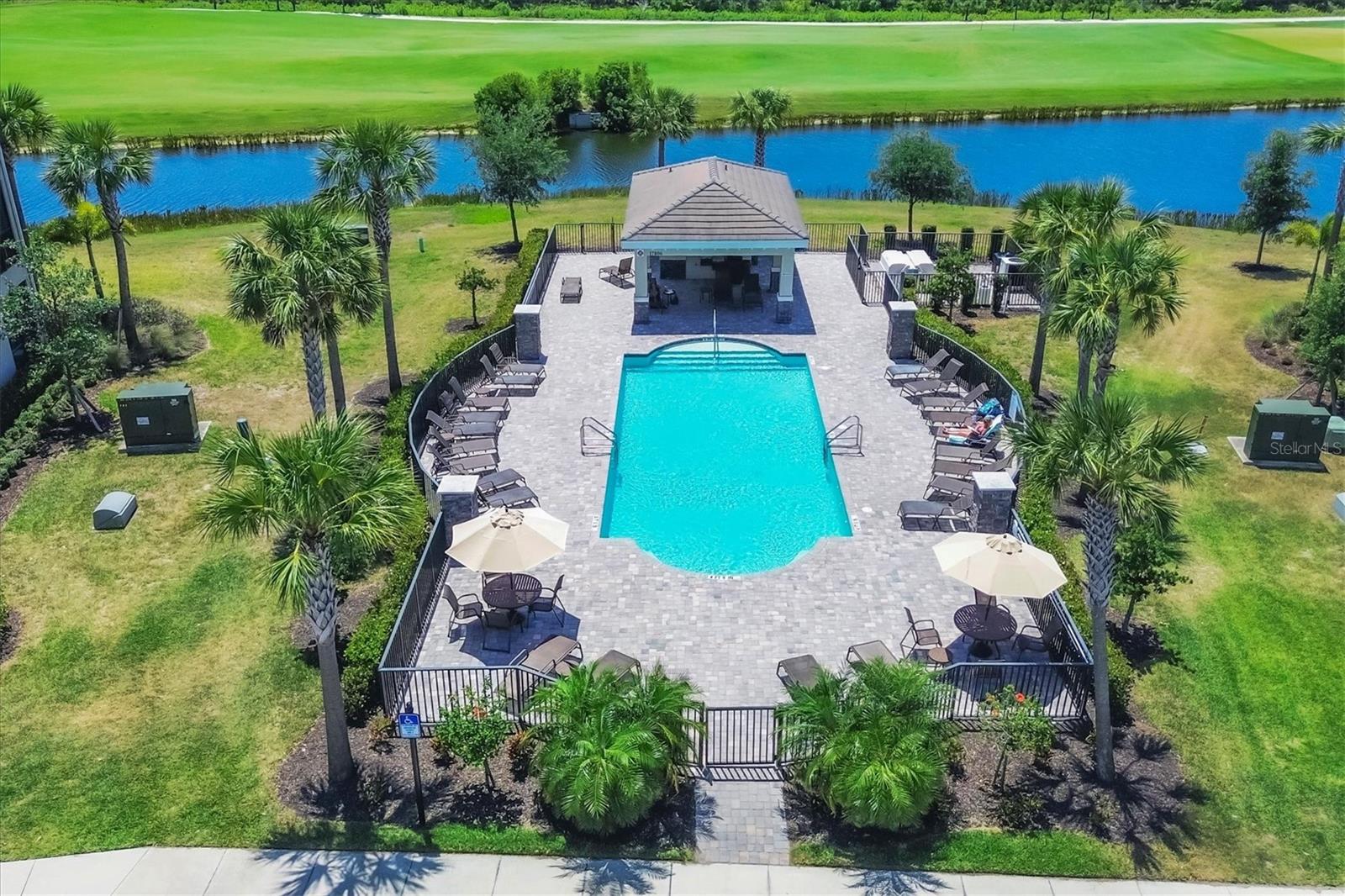 Image 37 of 70 For 17510 Gawthrop Drive 107