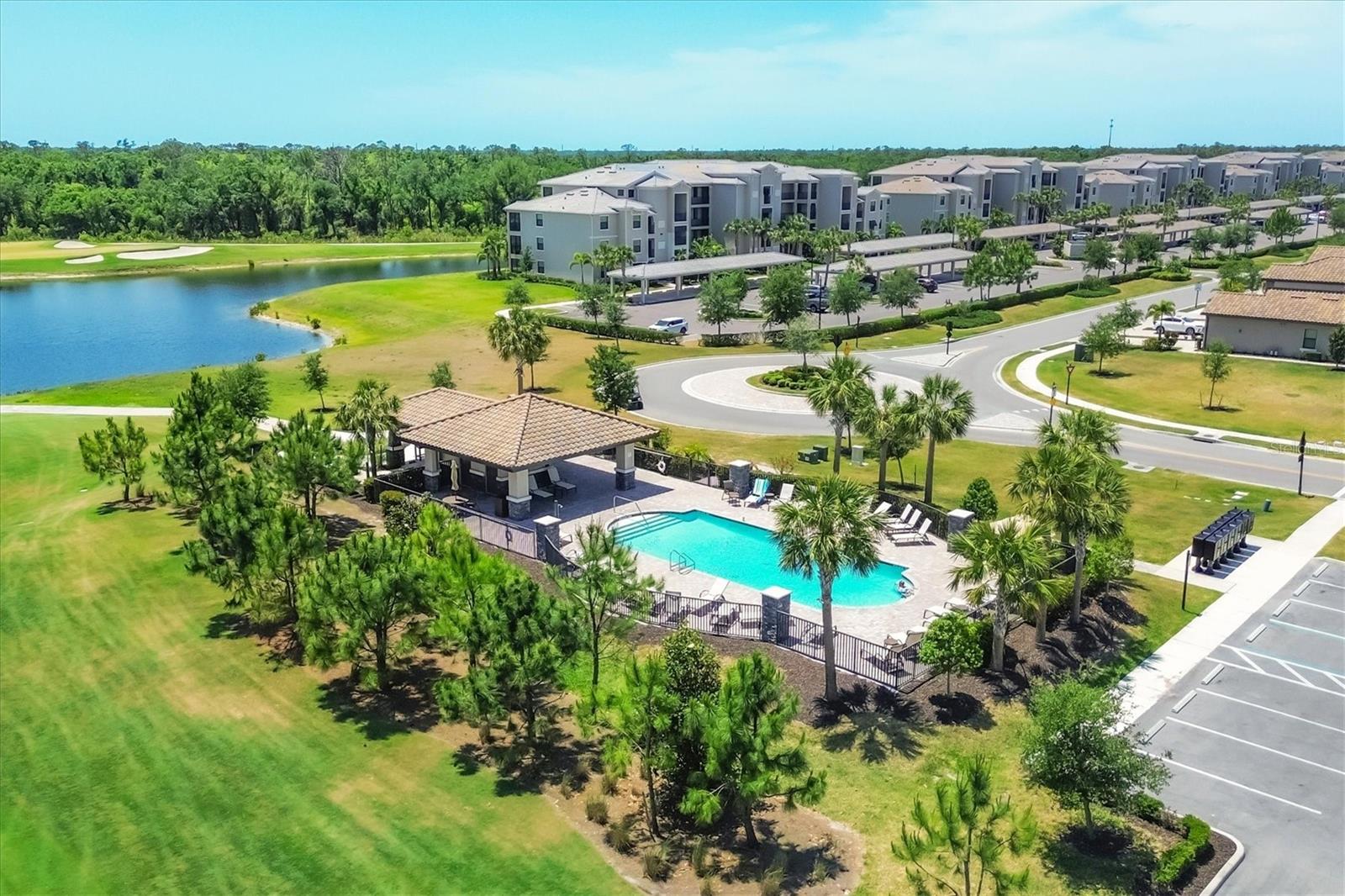 Image 39 of 70 For 17510 Gawthrop Drive 107