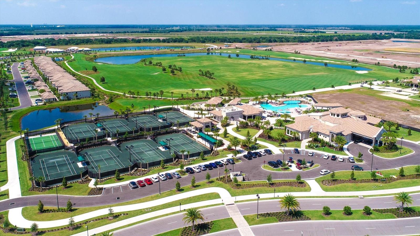 Image 42 of 70 For 17510 Gawthrop Drive 107