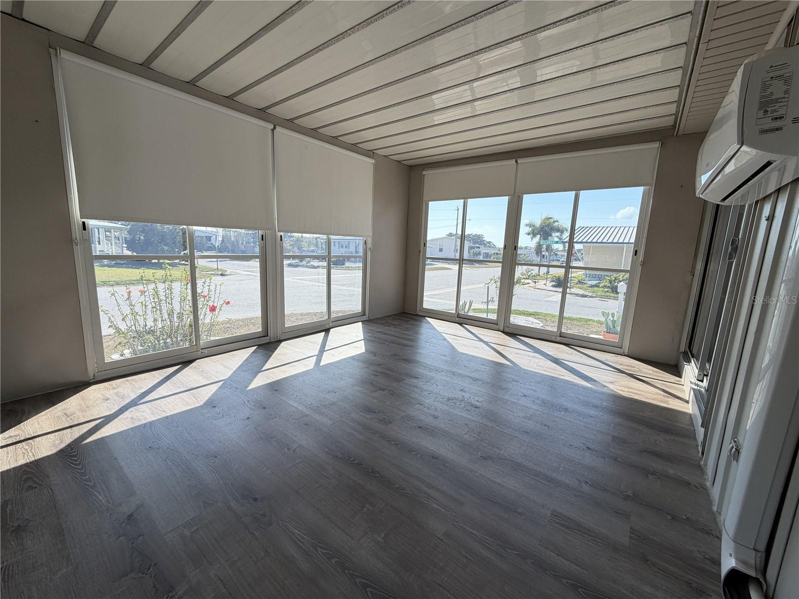 Image 18 of 67 For 5214 Beechmont Avenue