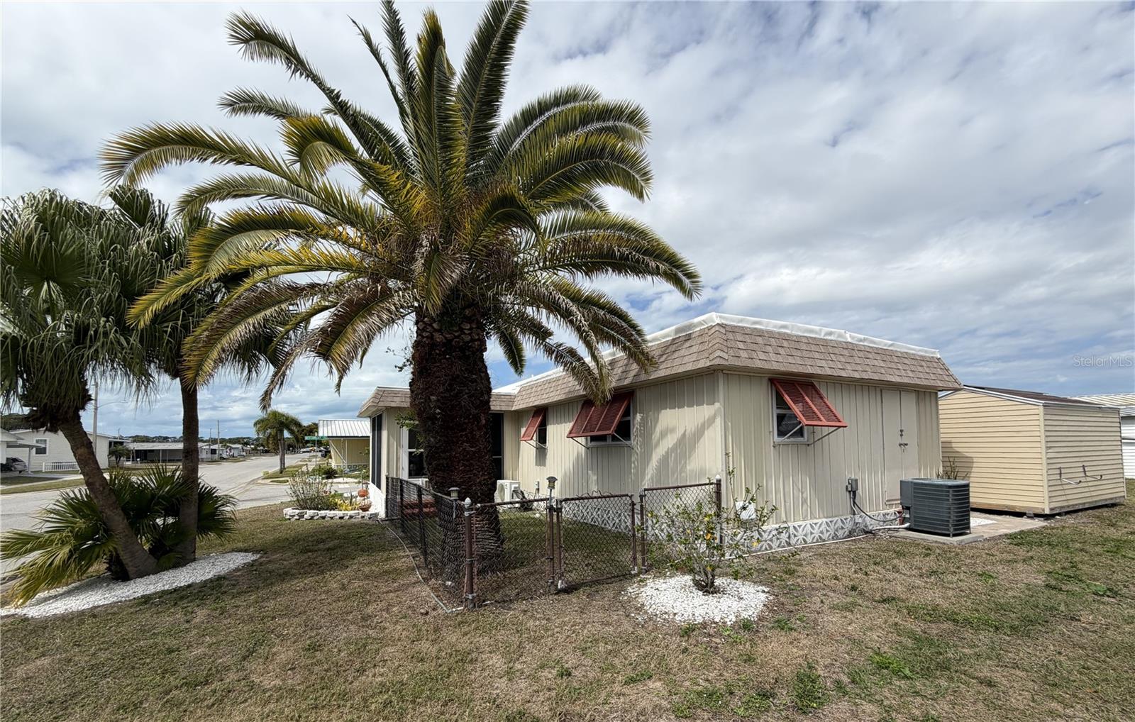 Image 6 of 67 For 5214 Beechmont Avenue