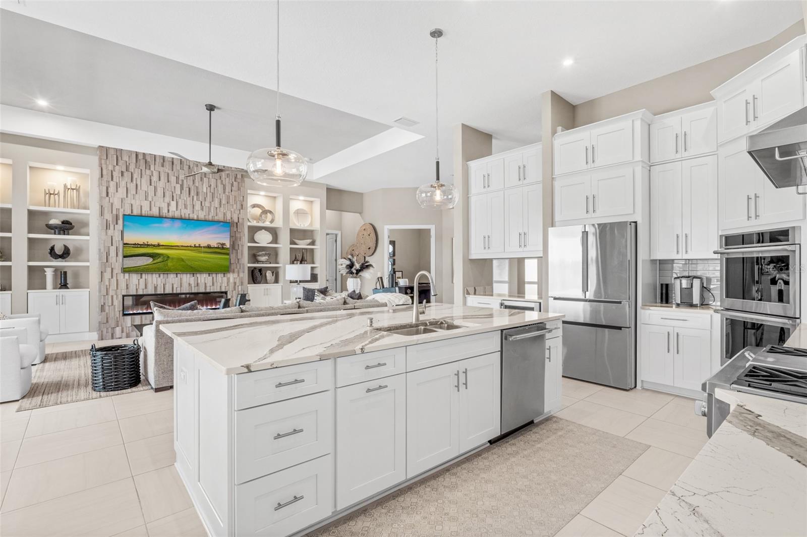 Image 32 of 100 For 15114 Derna Terrace