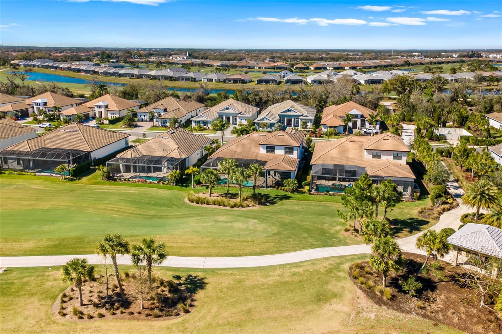 Image 4 of 100 For 15114 Derna Terrace