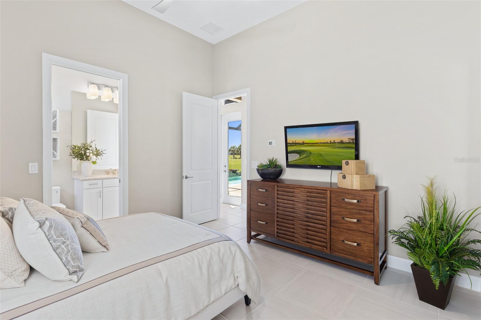 Image 77 of 100 For 15114 Derna Terrace