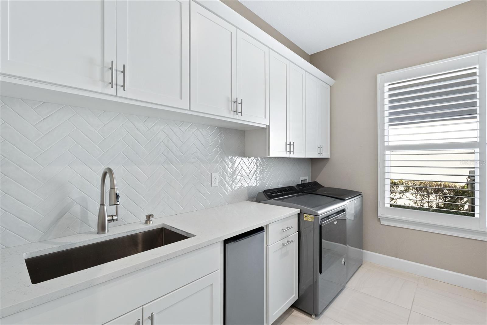 Image 79 of 100 For 15114 Derna Terrace