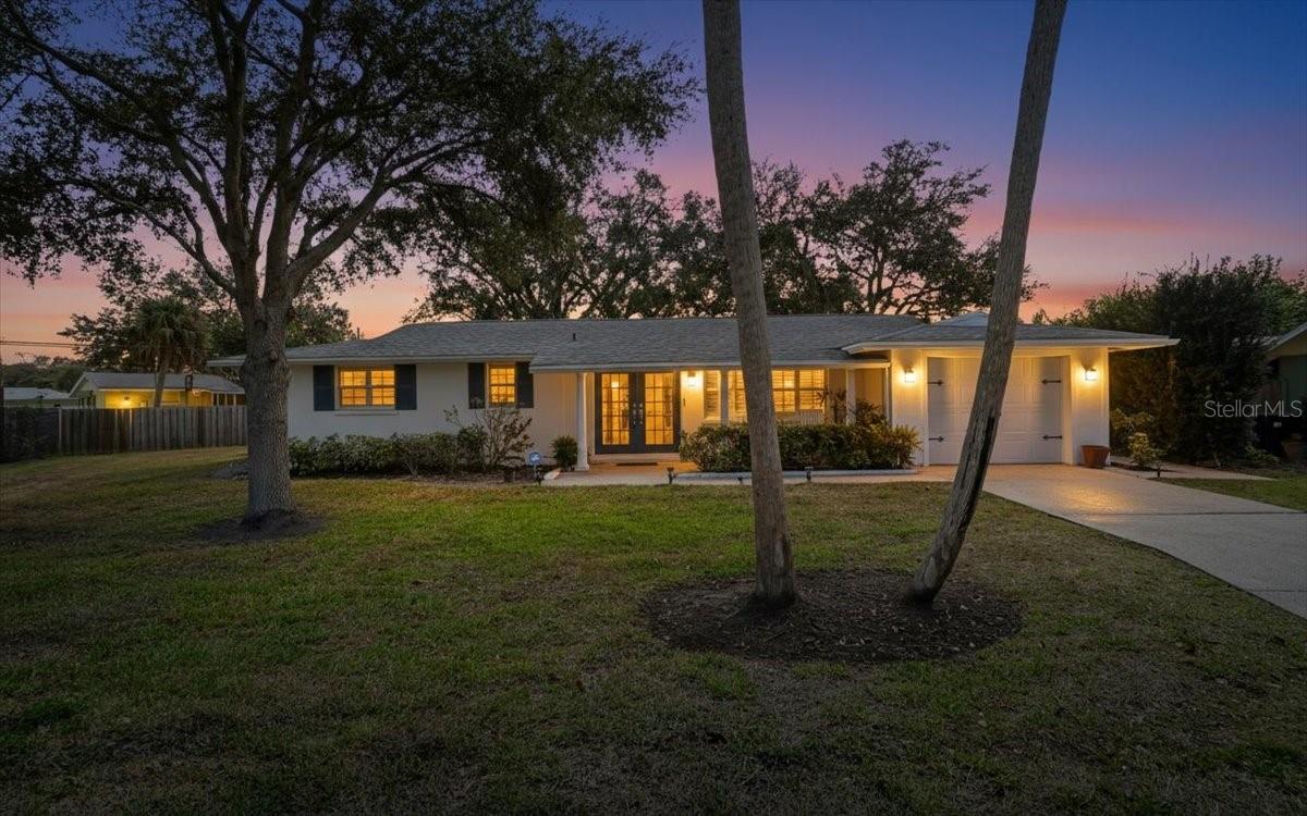 Image 38 of 48 For 6617 Glades Way