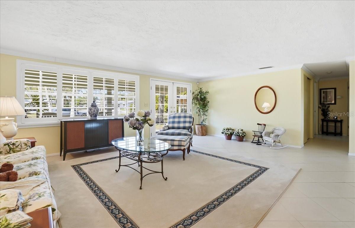 Image 5 of 48 For 6617 Glades Way