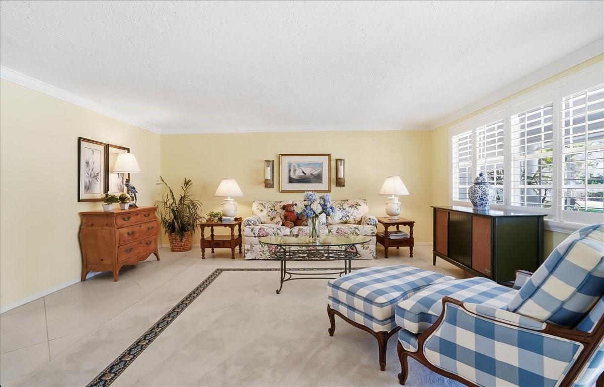 Image 6 of 48 For 6617 Glades Way