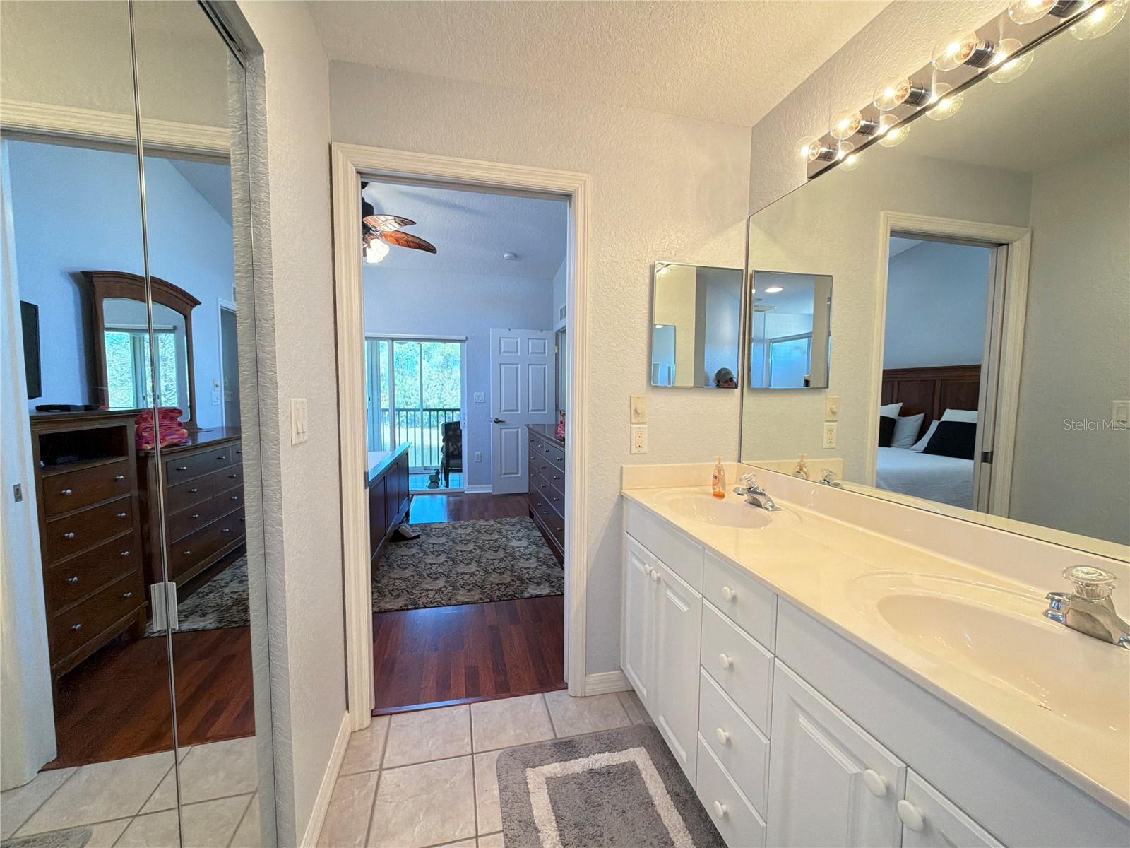 Image 15 of 31 For 7158 Strand Circle