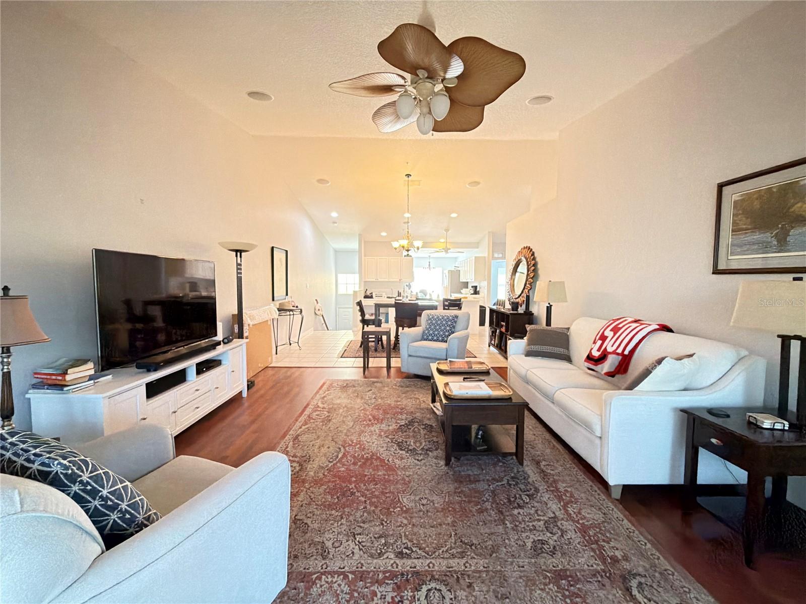 Image 4 of 31 For 7158 Strand Circle