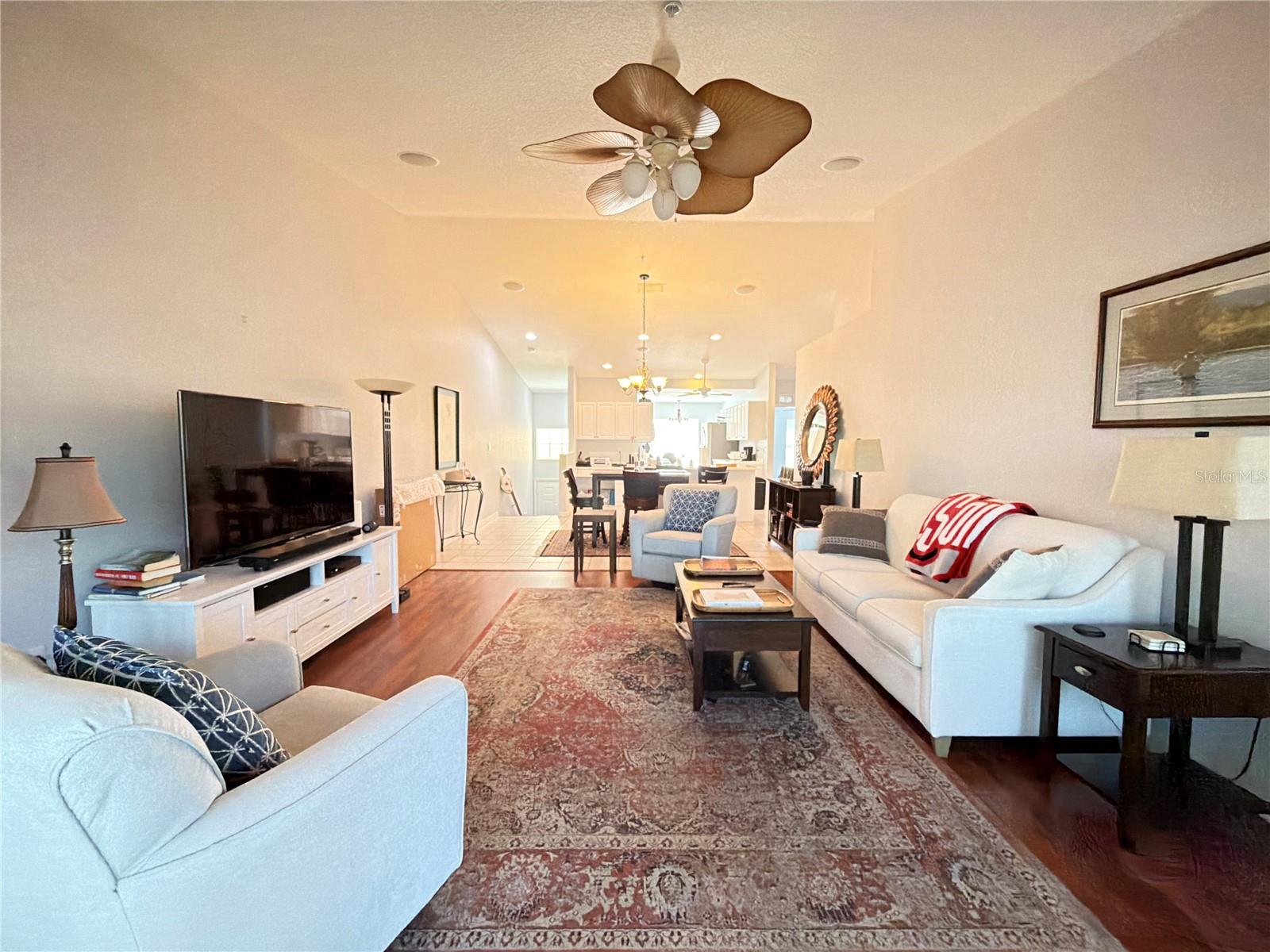 Image 5 of 31 For 7158 Strand Circle