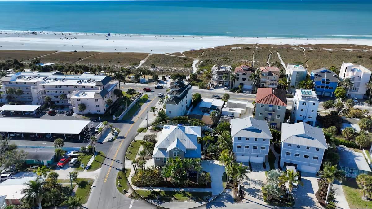 Image 2 of 13 For 662 Calle Del Otono