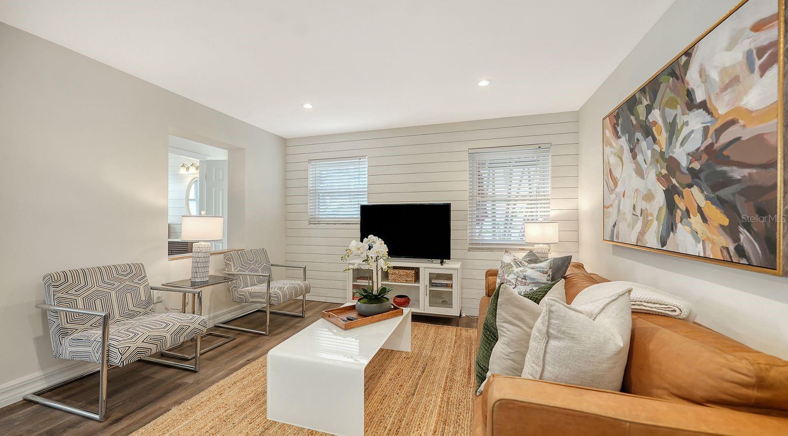 Image 5 of 13 For 662 Calle Del Otono