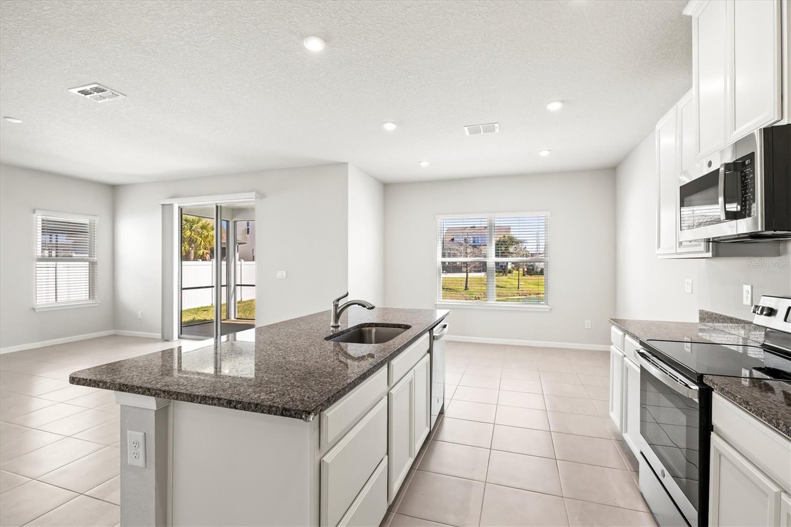 Image 12 of 91 For 5429 Spanish Moss Cove